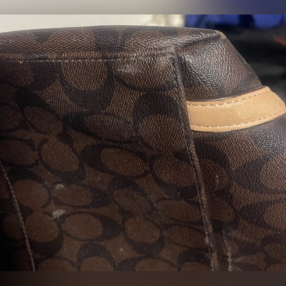 💼Coach Peyton Signature Pocket Tote Brown Canvas Tan Leather Trim
🌵 Description - Picture 15 of 15